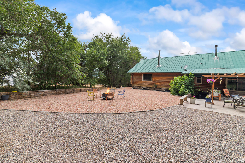 986 E 2290 N Monroe, UT 84754