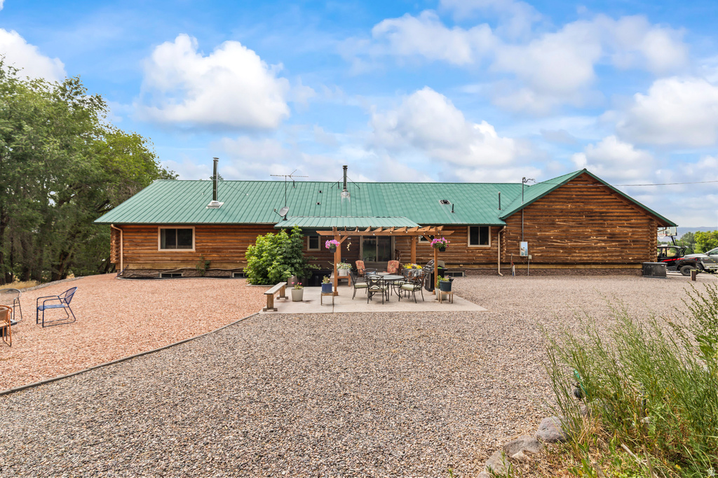 986 E 2290 N Monroe, UT 84754