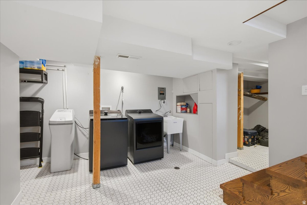 1381 S 900 E Salt Lake City, UT 84105