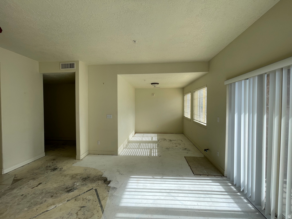 11085 S GRAPE ARBOR PL #102 Sandy, UT 84070