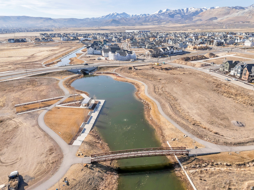 6447 W ARRANMORE DR South Jordan, UT 84009