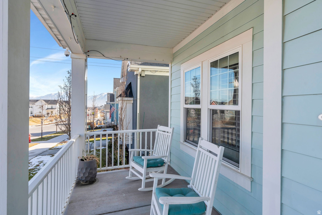 6447 W ARRANMORE DR South Jordan, UT 84009