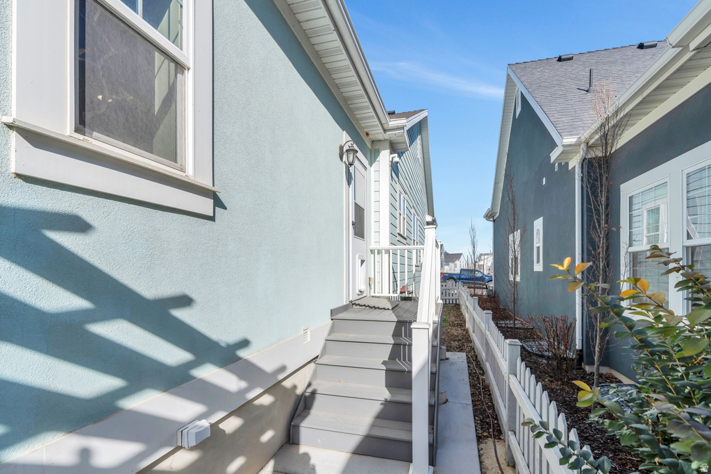 6447 W ARRANMORE DR South Jordan, UT 84009