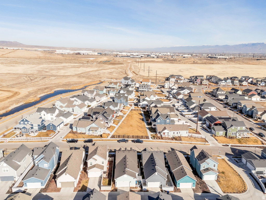 6447 W ARRANMORE DR South Jordan, UT 84009