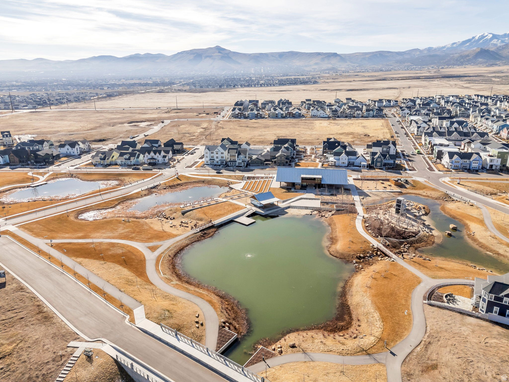 6447 W ARRANMORE DR South Jordan, UT 84009