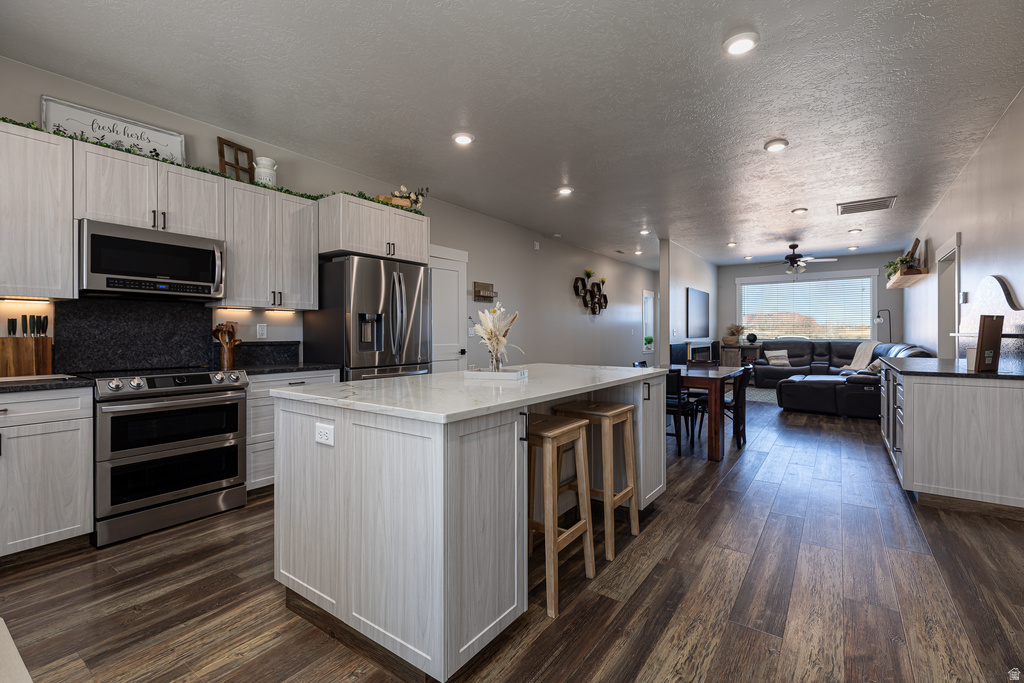1558 S EAST CREEKSIDE DR Kanab, UT 84741