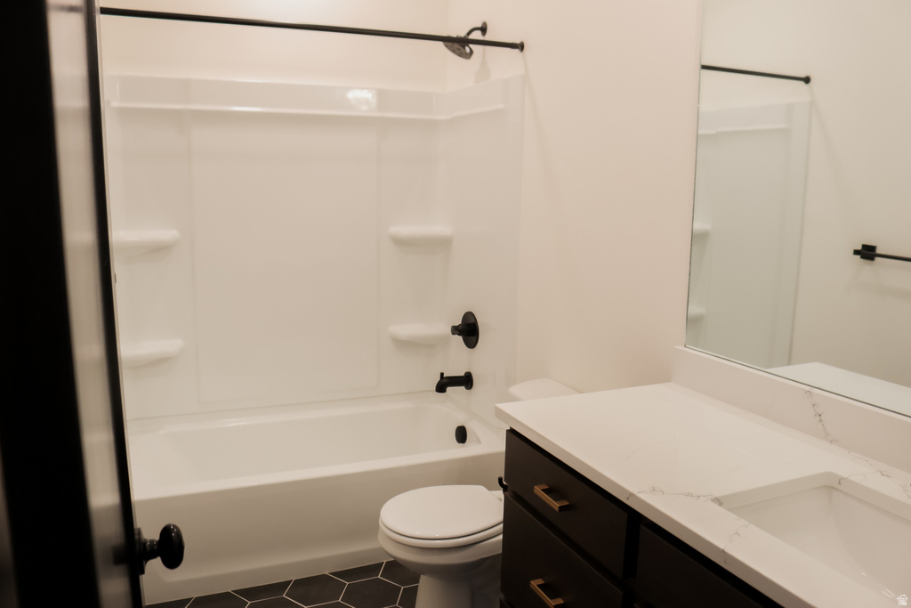 588 W FOUNDERS BLVD Saratoga Springs, UT 84045