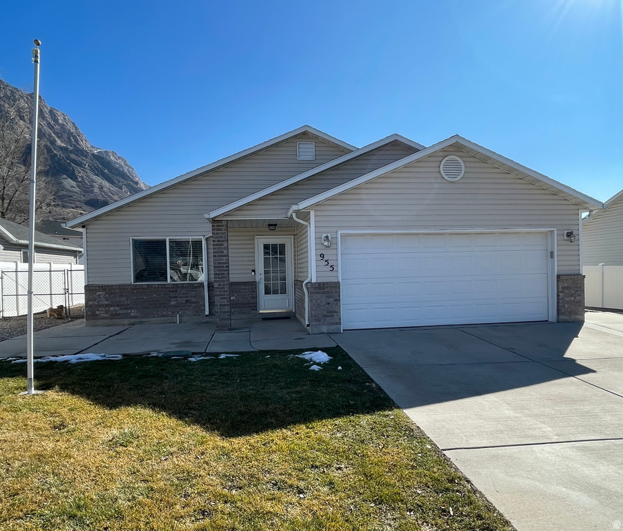 955 E 825 N Ogden, UT 84404