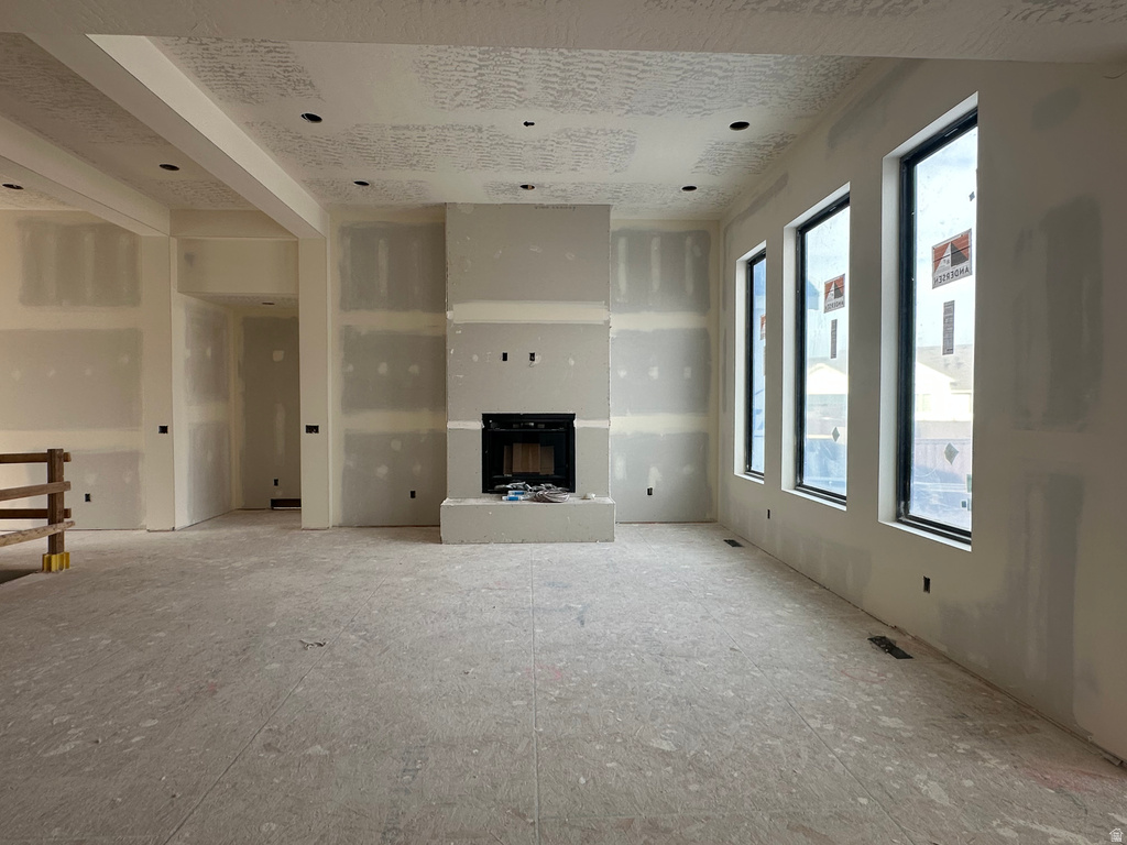 629 S 1475 W Farmington, UT 84025