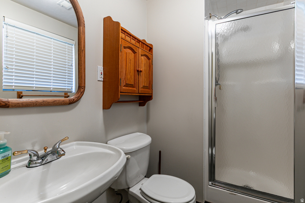 2547 E FALCON WAY Sandy, UT 84093