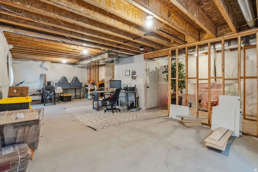 4952 E LAKE CORNER DR Eagle Mountain, UT 84005