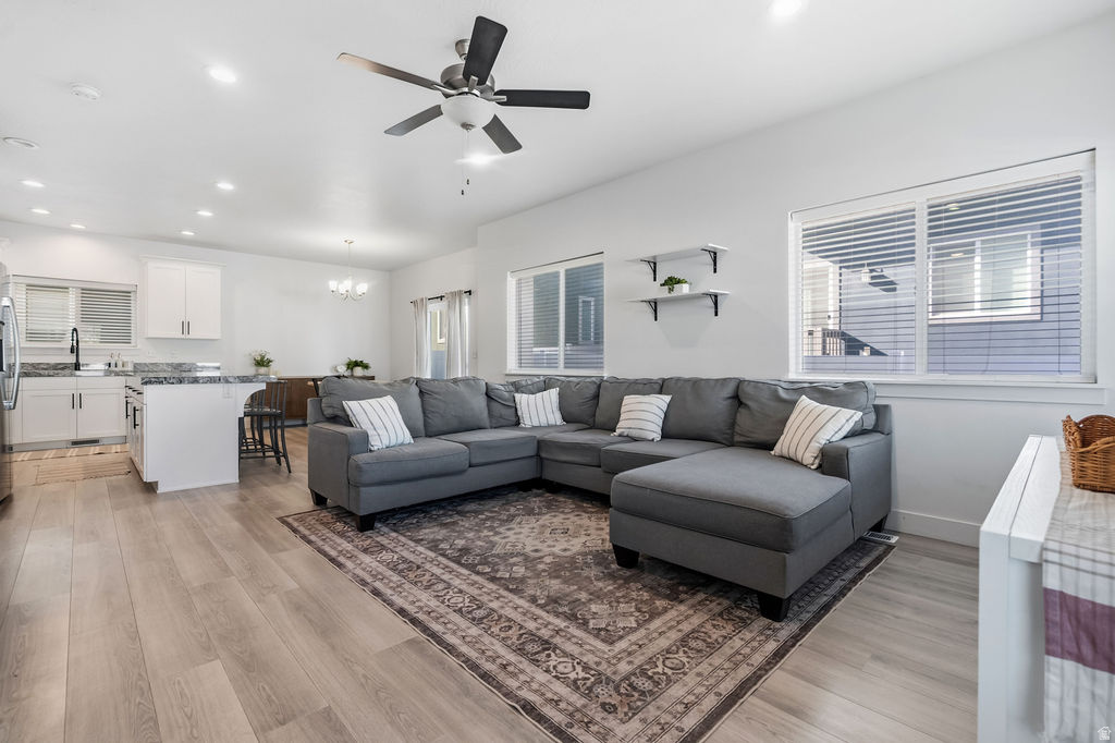 4952 E LAKE CORNER DR Eagle Mountain, UT 84005