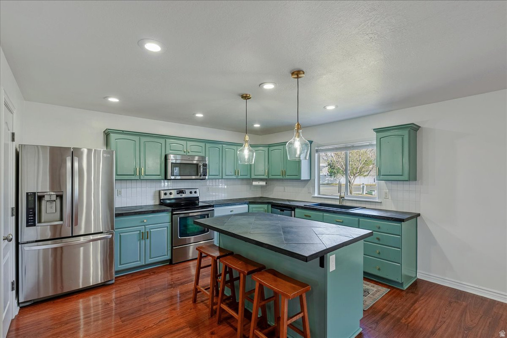 1262 N CIRCLE CV Lehi, UT 84043