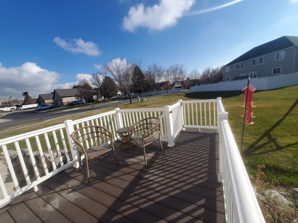 1262 N CIRCLE CV Lehi, UT 84043