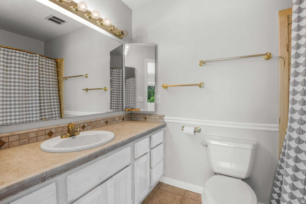 1870 E MONTEREY DR Salt Lake City, UT 84121