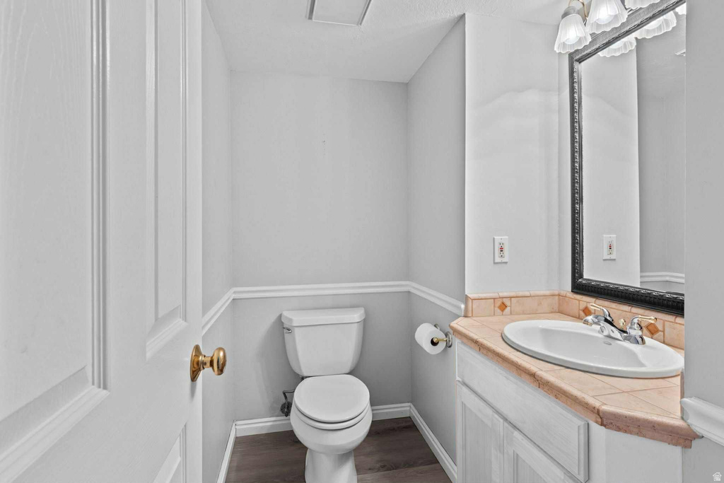 1870 E MONTEREY DR Salt Lake City, UT 84121