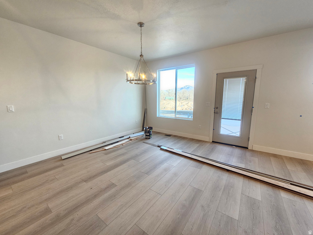 696 S 3500 W #216 West Weber, UT 84401