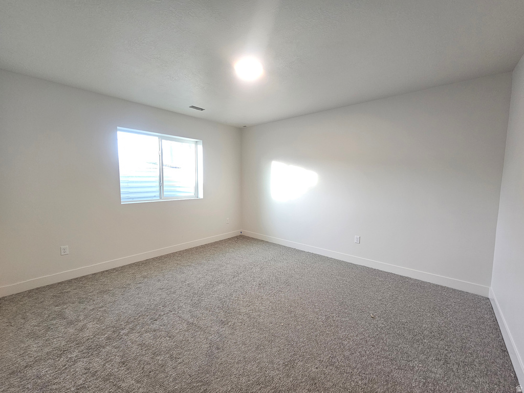 696 S 3500 W #216 West Weber, UT 84401