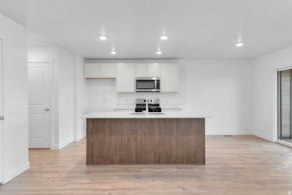 228 E GLENCOE DR #1063 Lehi, UT 84048