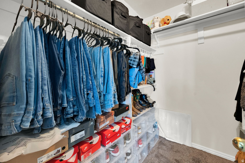 2973 S 6070 W West Valley City, UT 84128