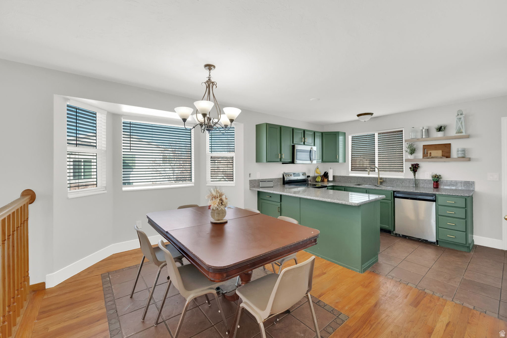 2973 S 6070 W West Valley City, UT 84128