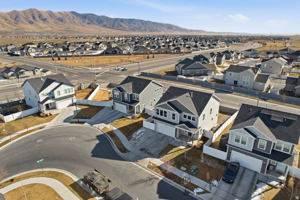 732 E STONEBRIAR DR Eagle Mountain, UT 84005