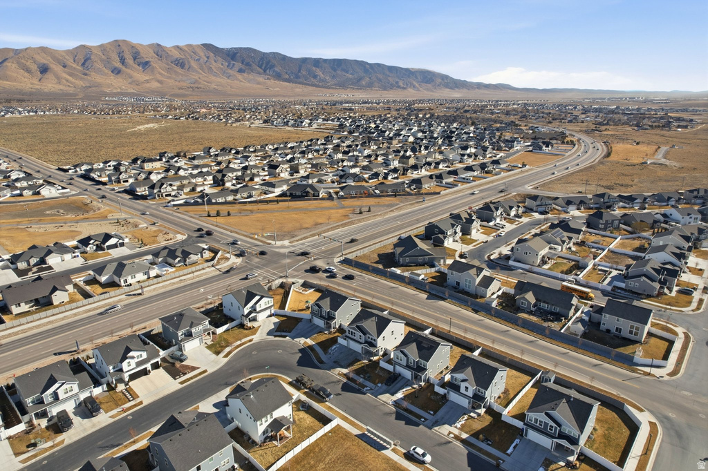 732 E STONEBRIAR DR Eagle Mountain, UT 84005