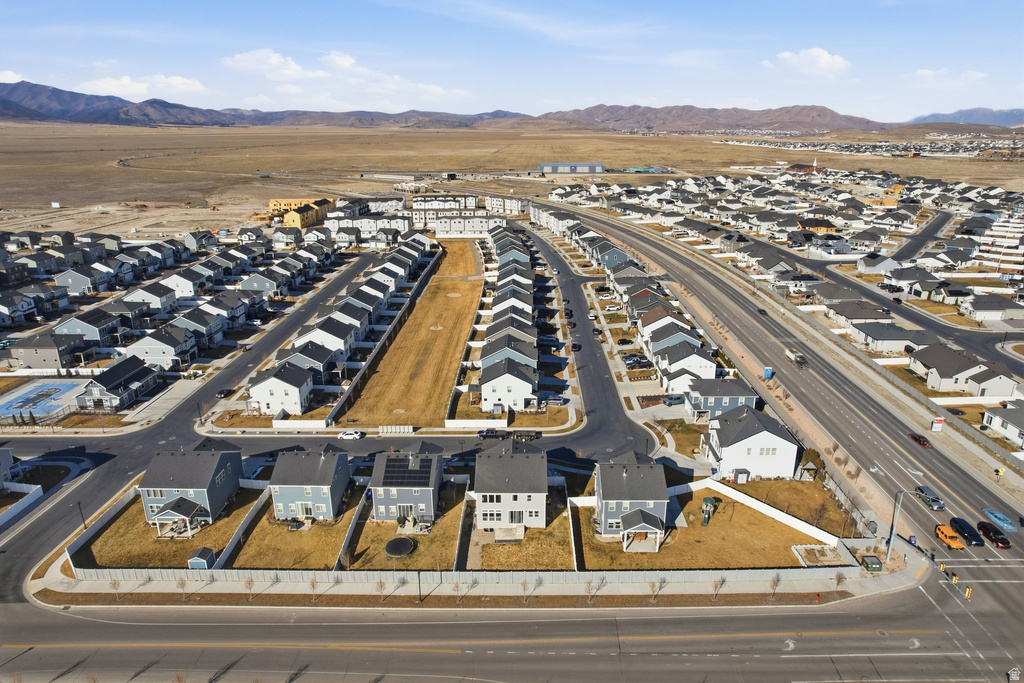 732 E STONEBRIAR DR Eagle Mountain, UT 84005