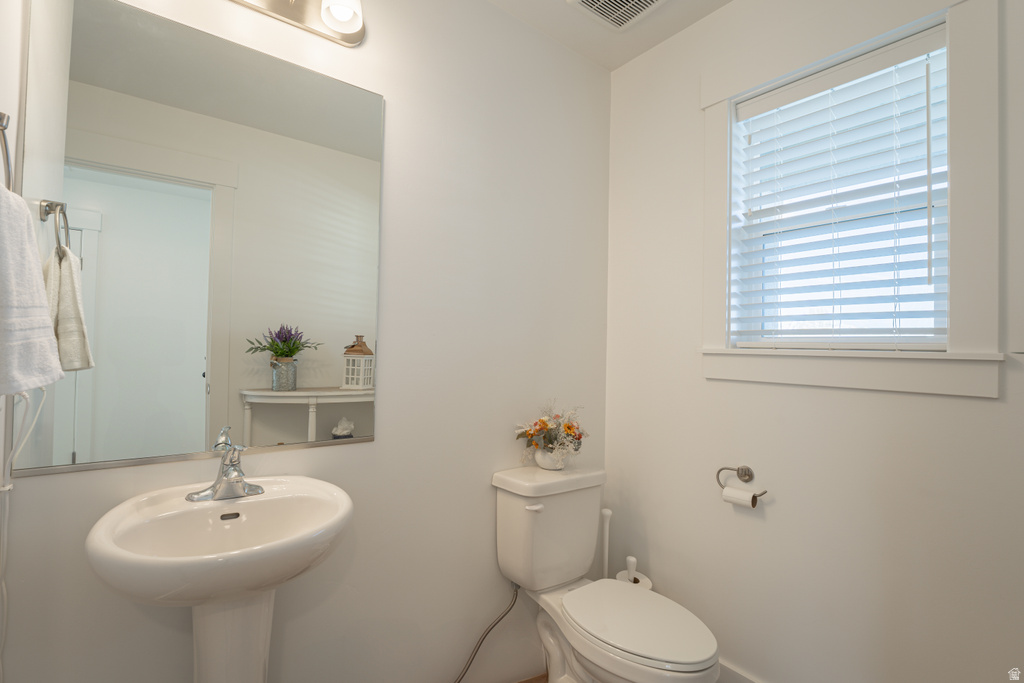 3048 S 400 W Nibley, UT 84321