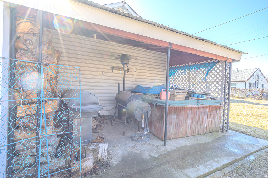 718 E 9TH ST Ogden, UT 84404