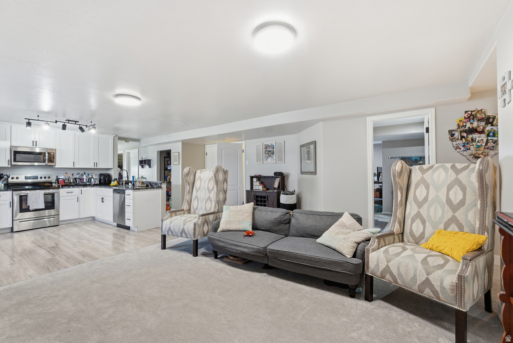 10071 S BINGHAM MINER CT South Jordan, UT 84095