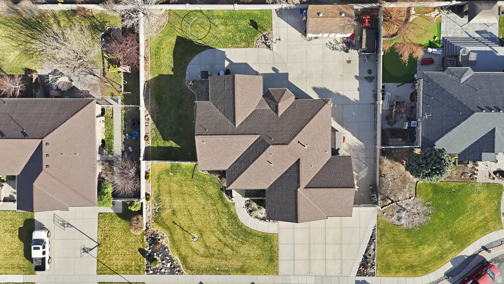 10071 S BINGHAM MINER CT South Jordan, UT 84095