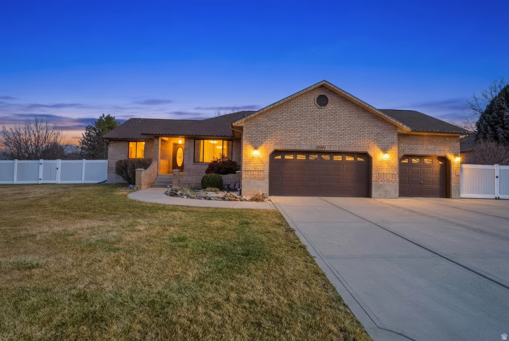 10071 S BINGHAM MINER CT South Jordan, UT 84095