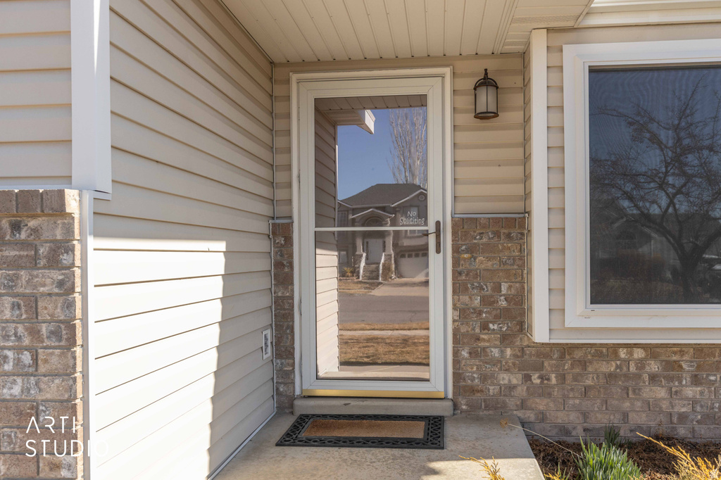 5412 S 3925 W Roy, UT 84067