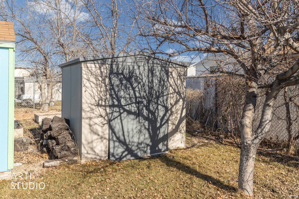 5412 S 3925 W Roy, UT 84067