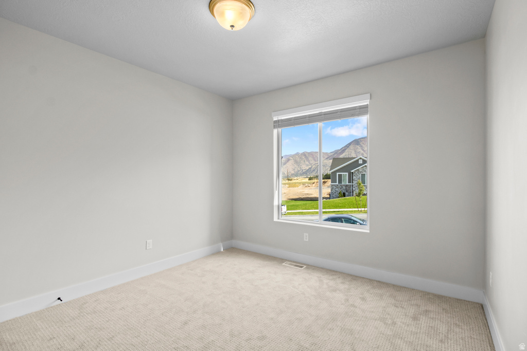 640 S 175 E Hyde Park, UT 84318