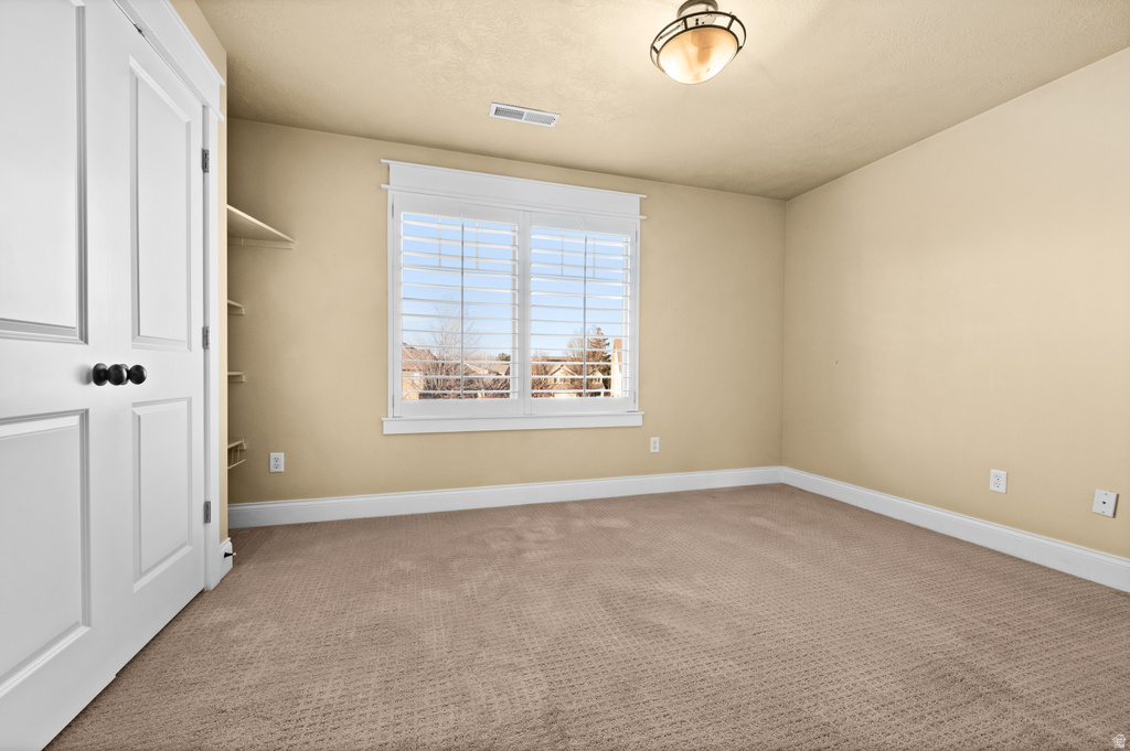 2439 E WOODWILLOW CIR Salt Lake City, UT 84109