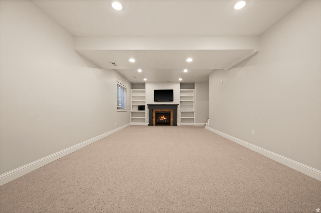 2439 E WOODWILLOW CIR Salt Lake City, UT 84109