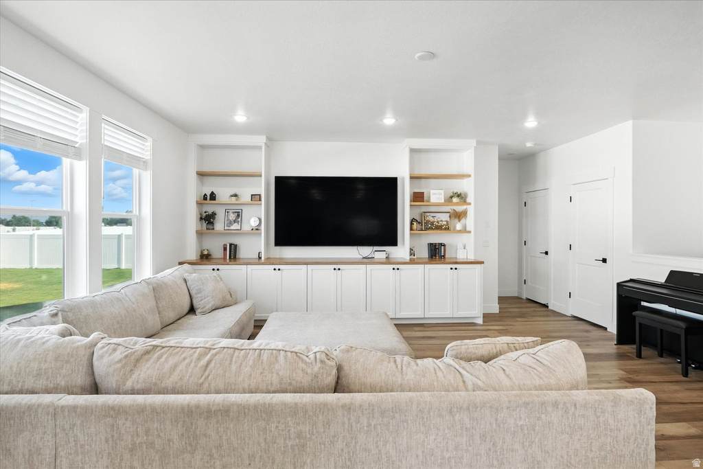 590 S 400 E Hyrum, UT 84319