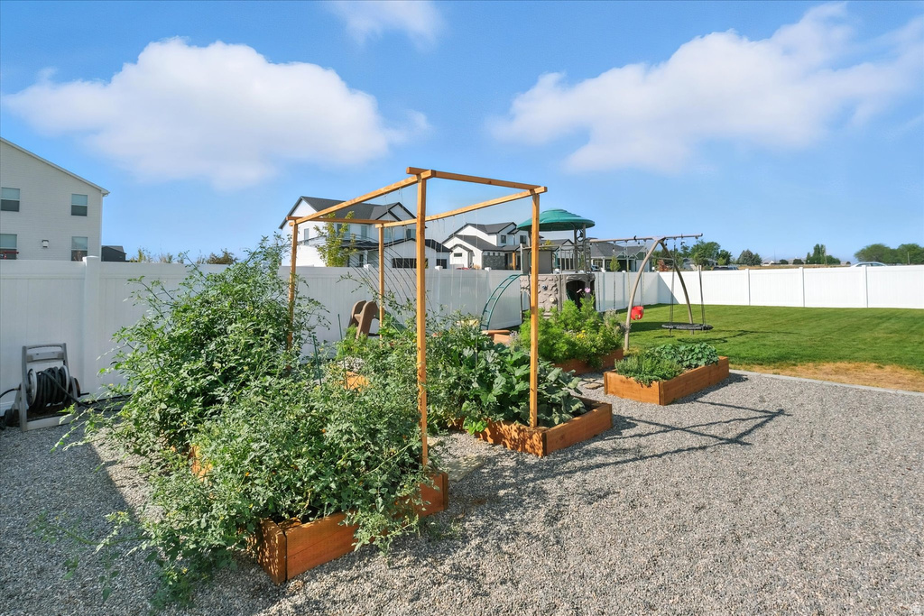 590 S 400 E Hyrum, UT 84319