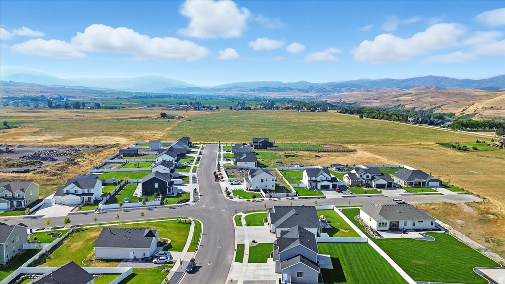 590 S 400 E Hyrum, UT 84319