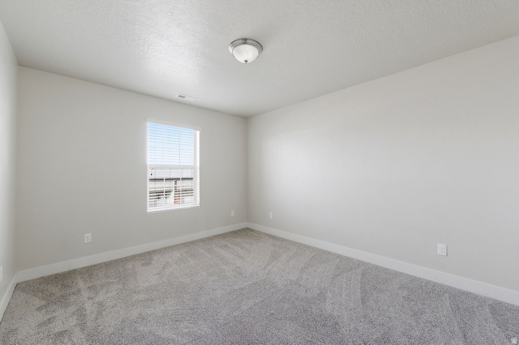 124 E CARBONELL WAY Saratoga Springs, UT 84045