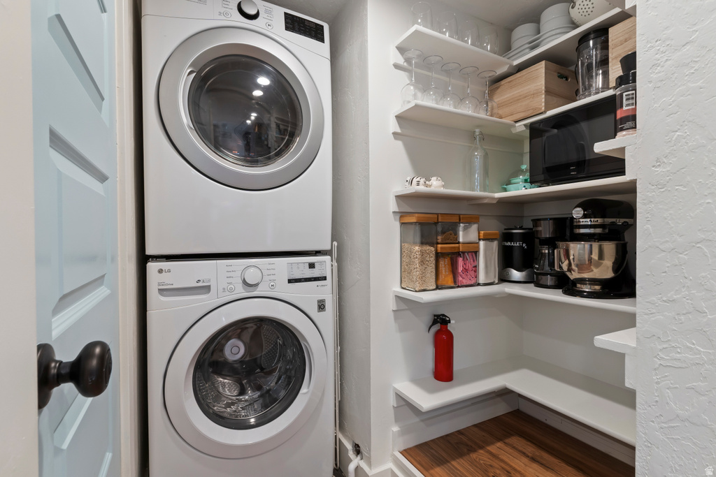 2615 E CANTERBURY LN Cottonwood Heights, UT 84121