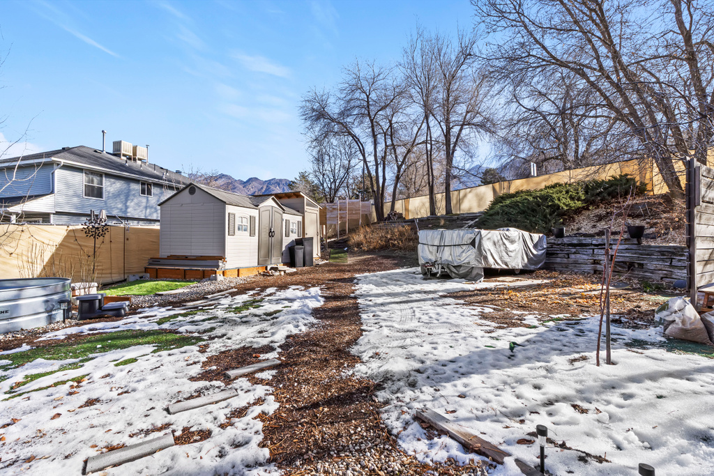 2615 E CANTERBURY LN Cottonwood Heights, UT 84121
