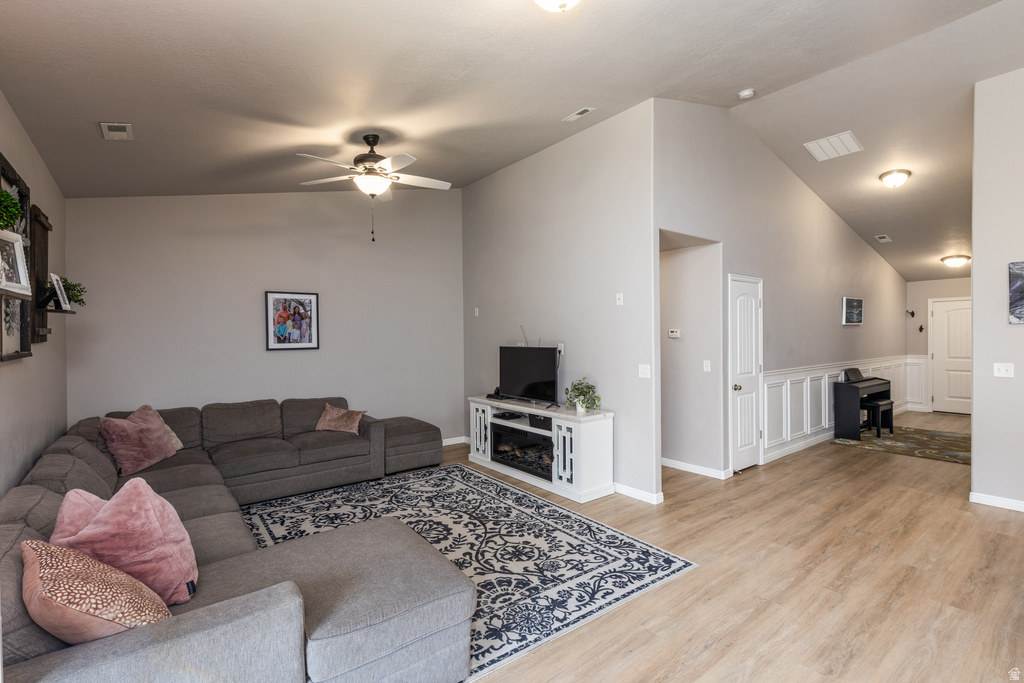 953 N CAMBRIA DR North Salt Lake, UT 84054