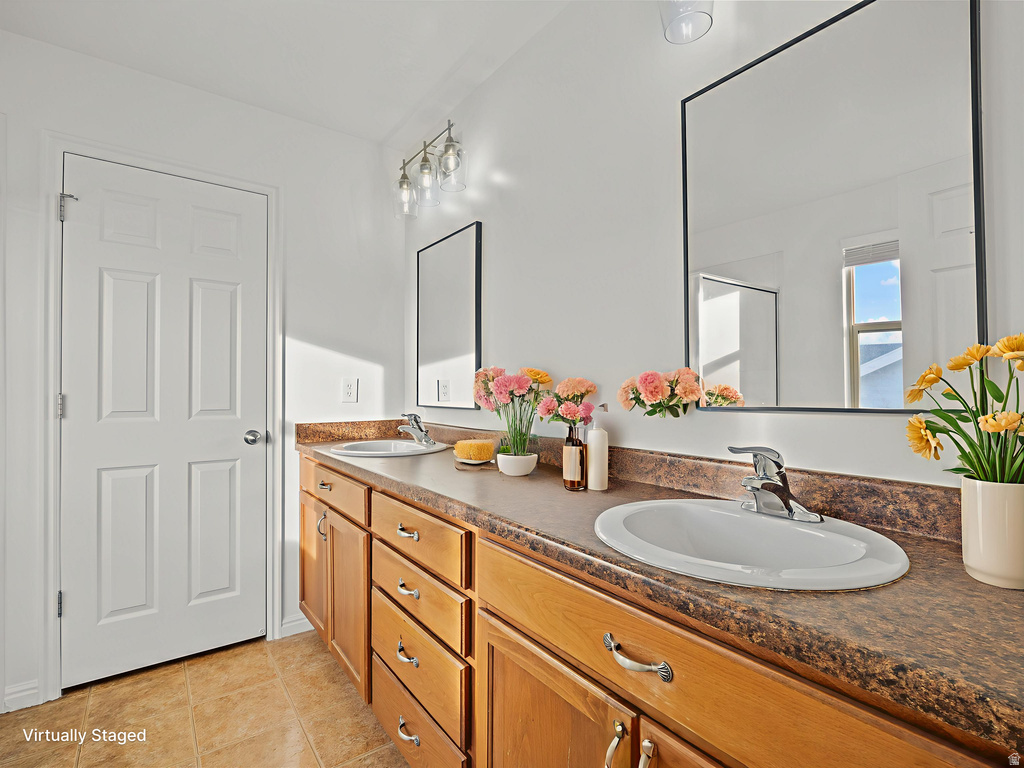 4172 W LAKE BRIDGE DR #1 South Jordan, UT 84009