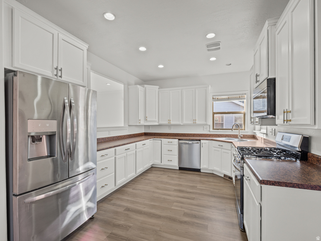 4172 W LAKE BRIDGE DR #1 South Jordan, UT 84009