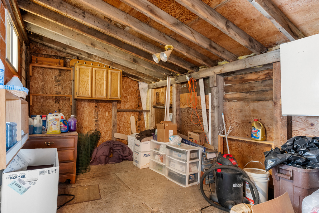 275 N DEER DR Saint Charles, ID 83272