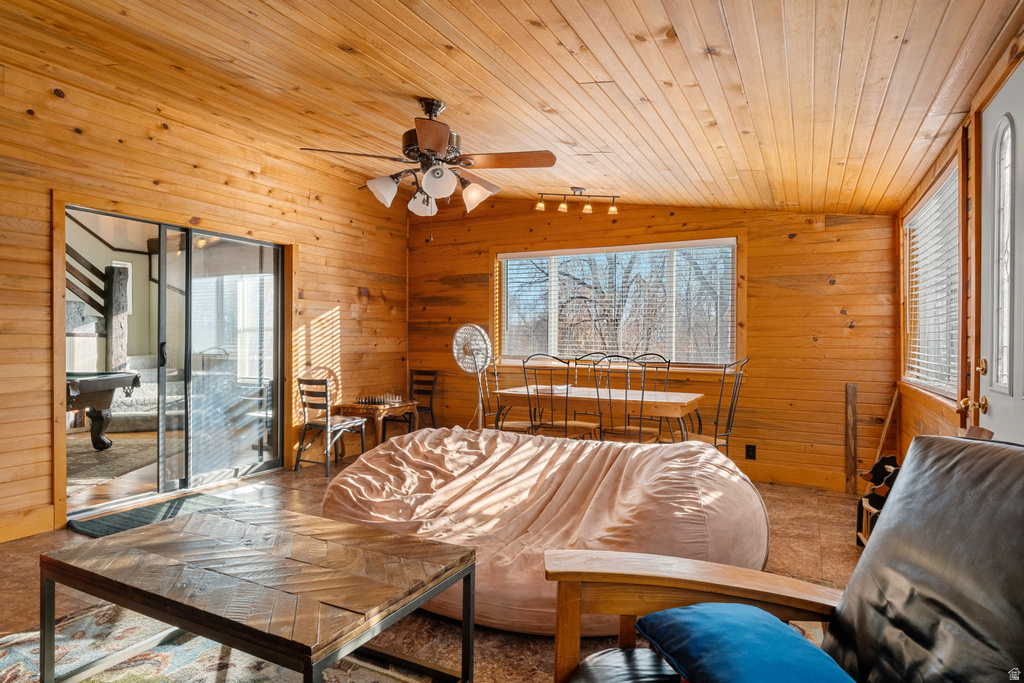 275 N DEER DR Saint Charles, ID 83272