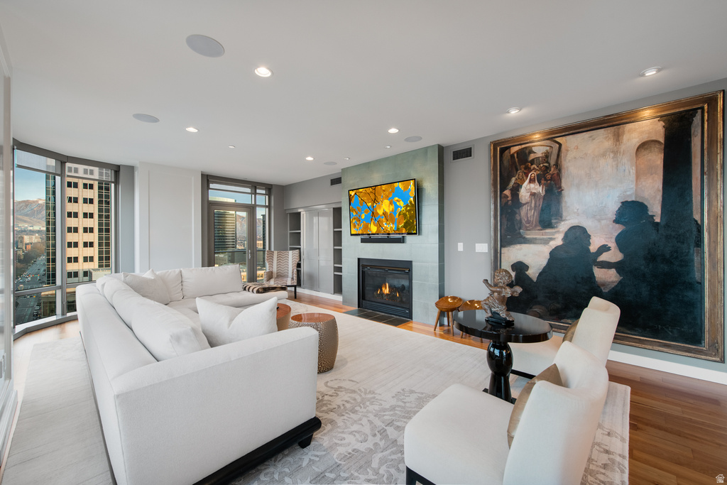 99 W SOUTH TEMPLE ST #1607 Salt Lake City, UT 84101